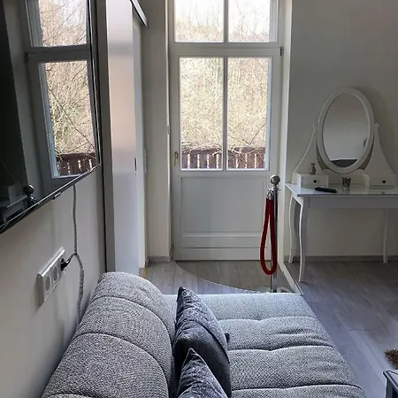 Schonfeld In Bei Wien *