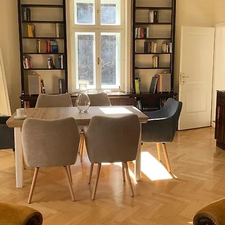 Schonfeld In Bei Wien Apartment